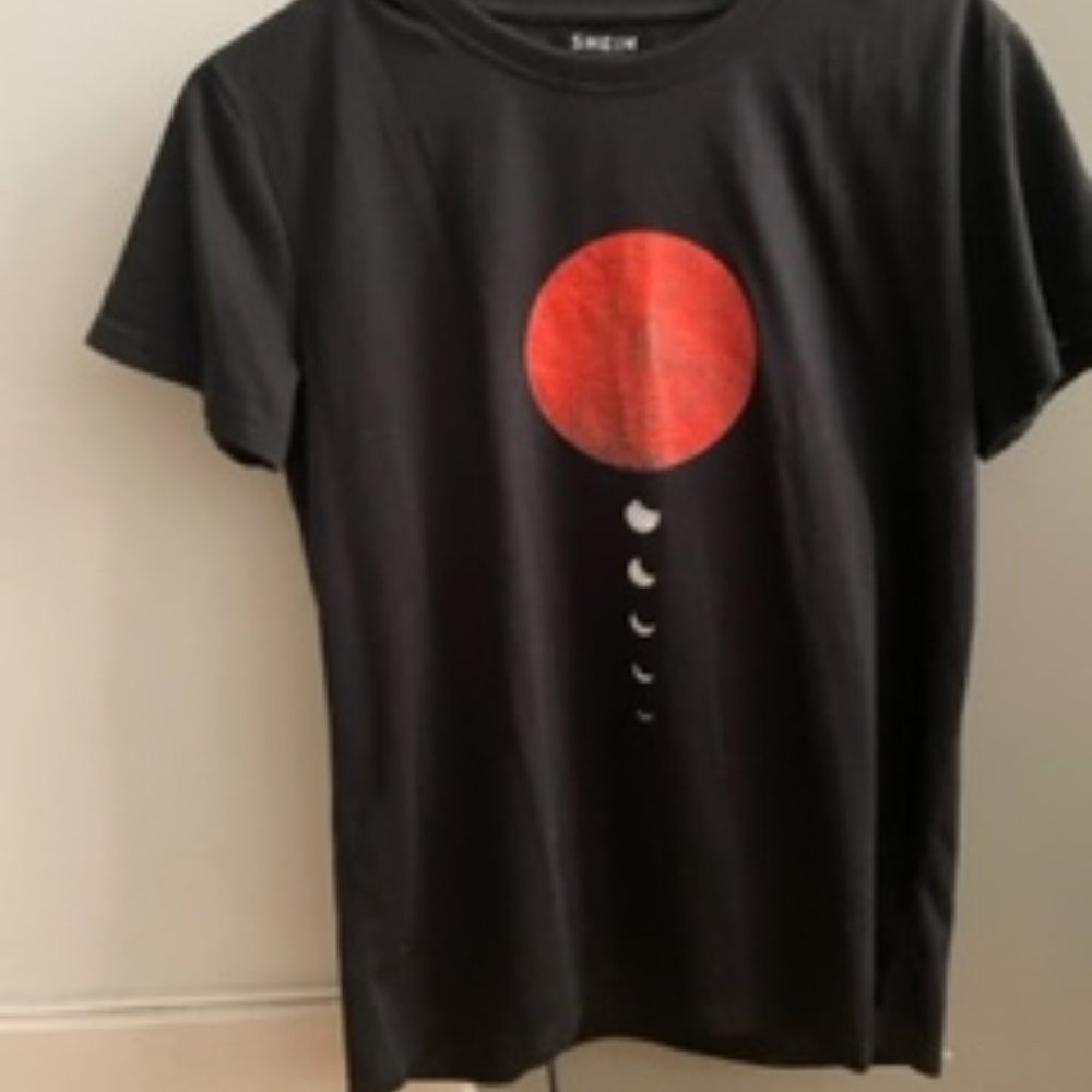 Moon phases graphic tank